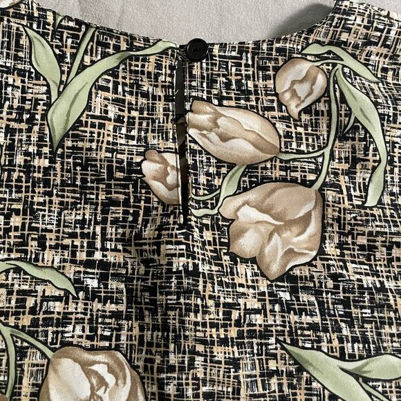 Liz Baker Tulip Pattern Blouse - Picture 4 of 7